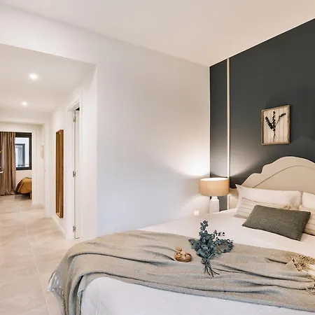 Vacar - 3 Bedrooms In Eixample Esquerra Barcelona